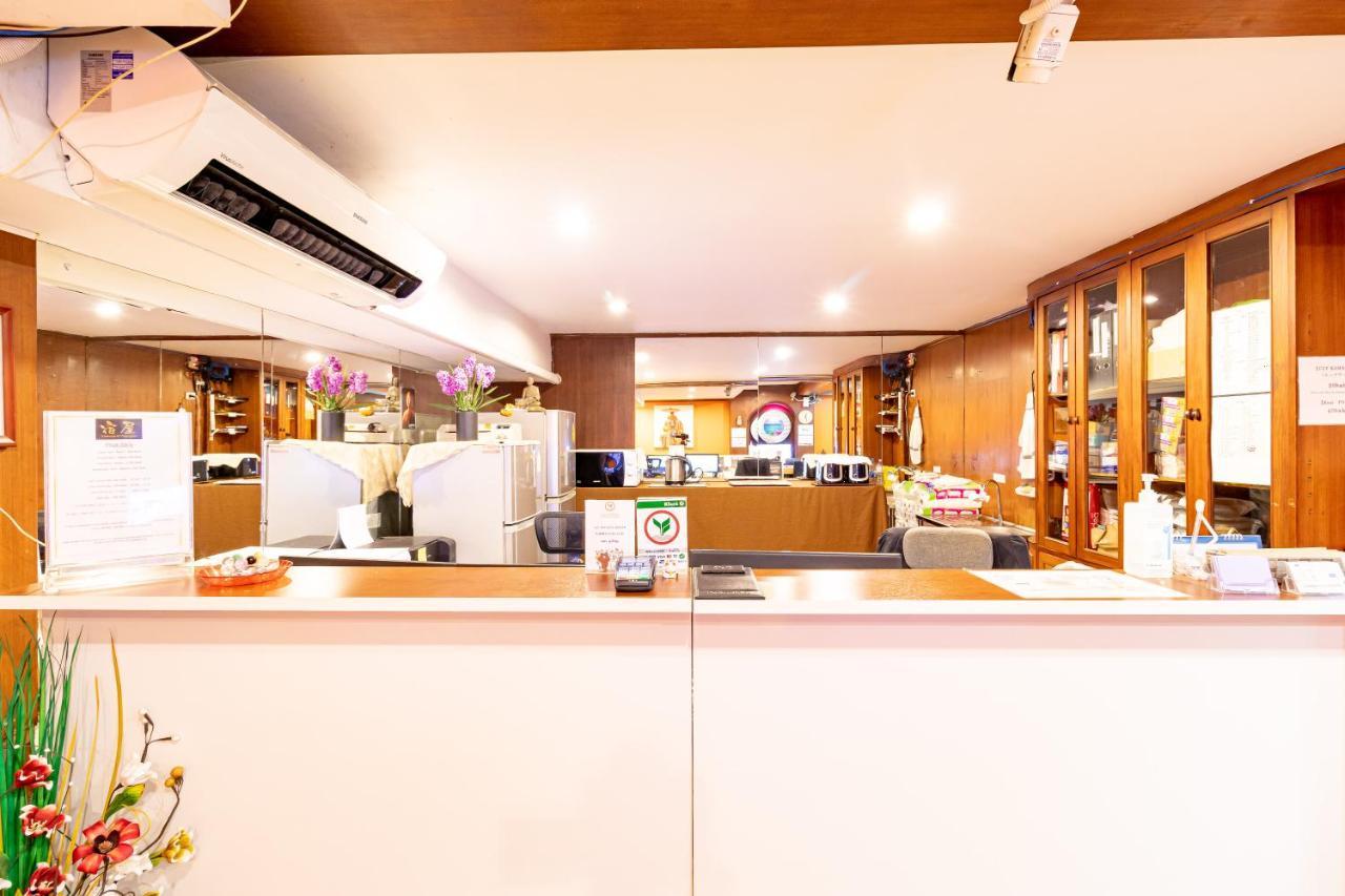 Yadoya @ Thonglor Hotel Банкок Екстериор снимка